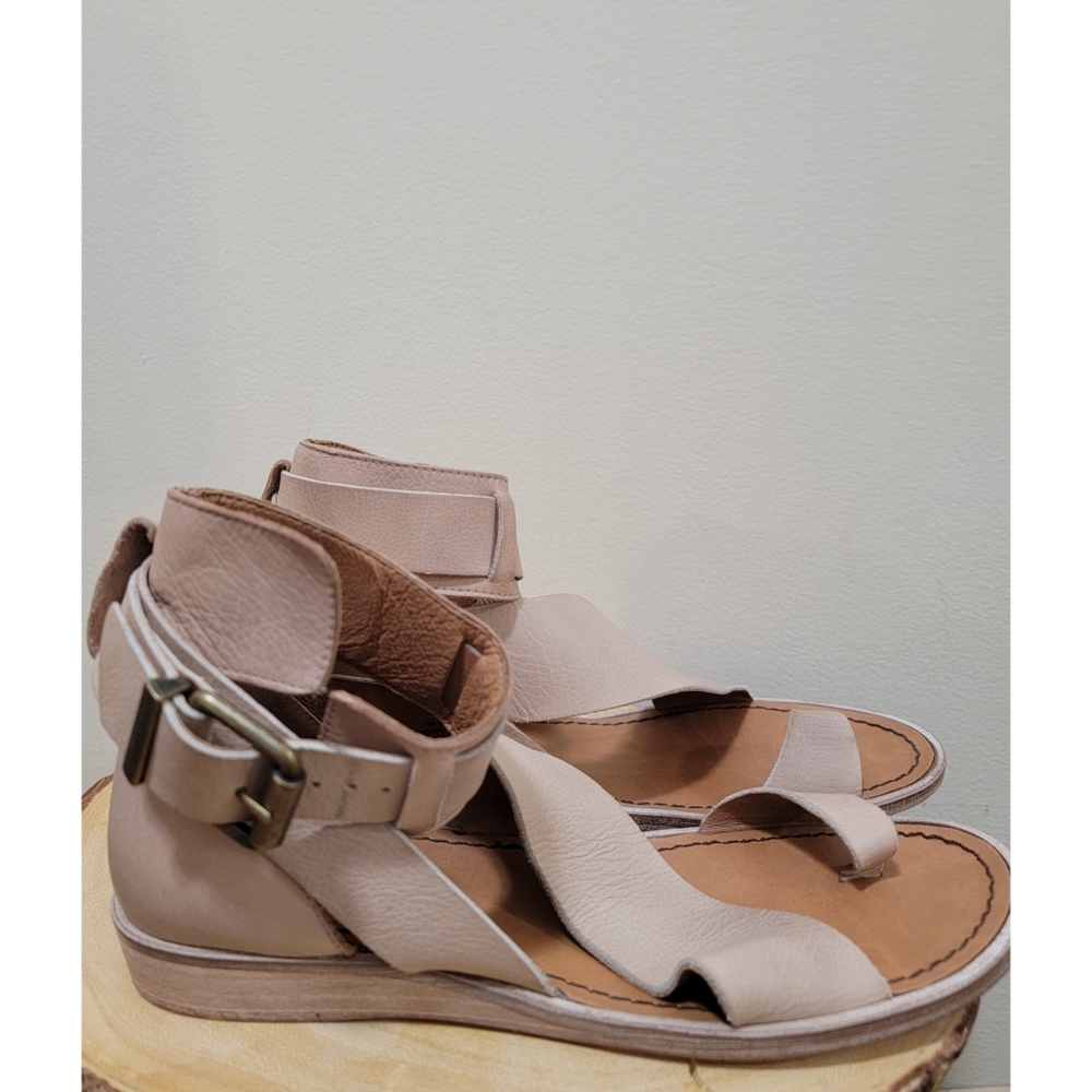 FREE PEOPLE × Vale Boot Sandals - Picture 3 of 10